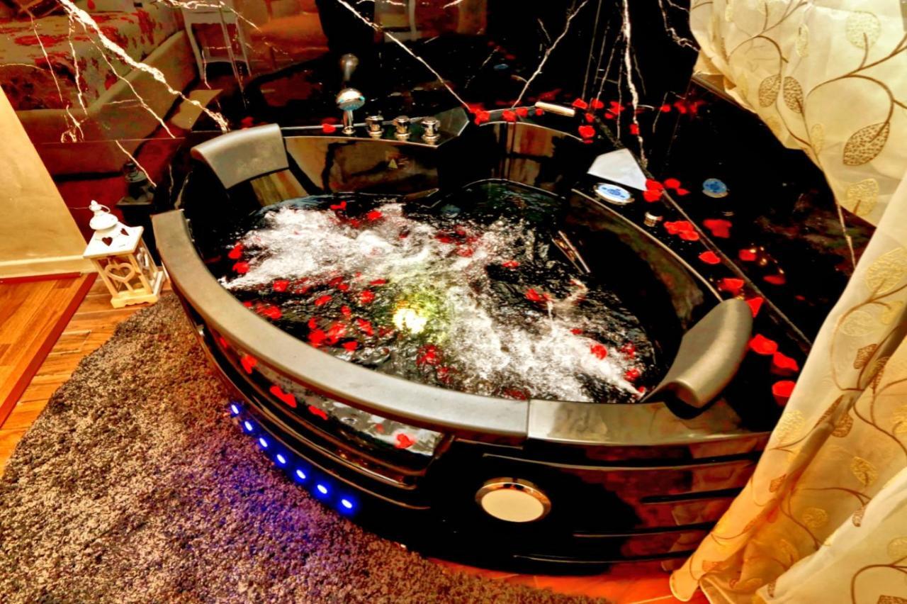 Apartment L&s Jacuzzi *